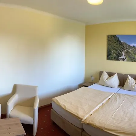 Hotel Eichhof 2*